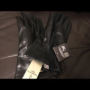 Burberry leather gloves